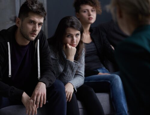 Adicciones en adolescentes y adultos